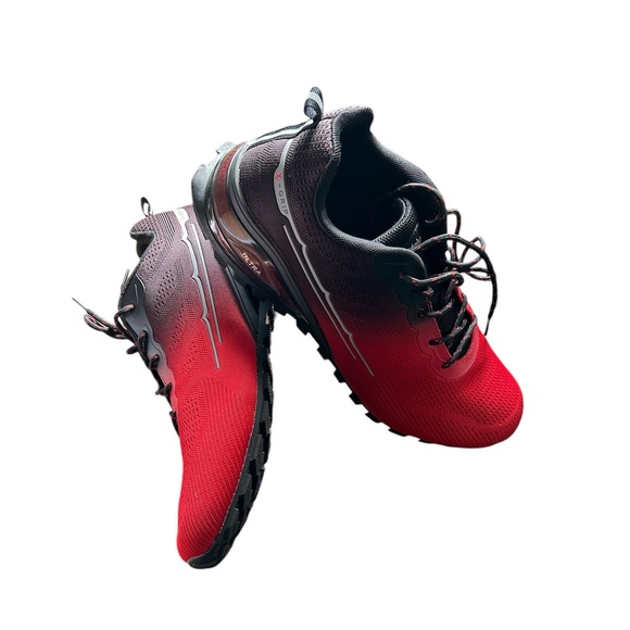 Men’s Red & Black tennis shoes EU 48/UK 14.5 - Picture 1 of 4